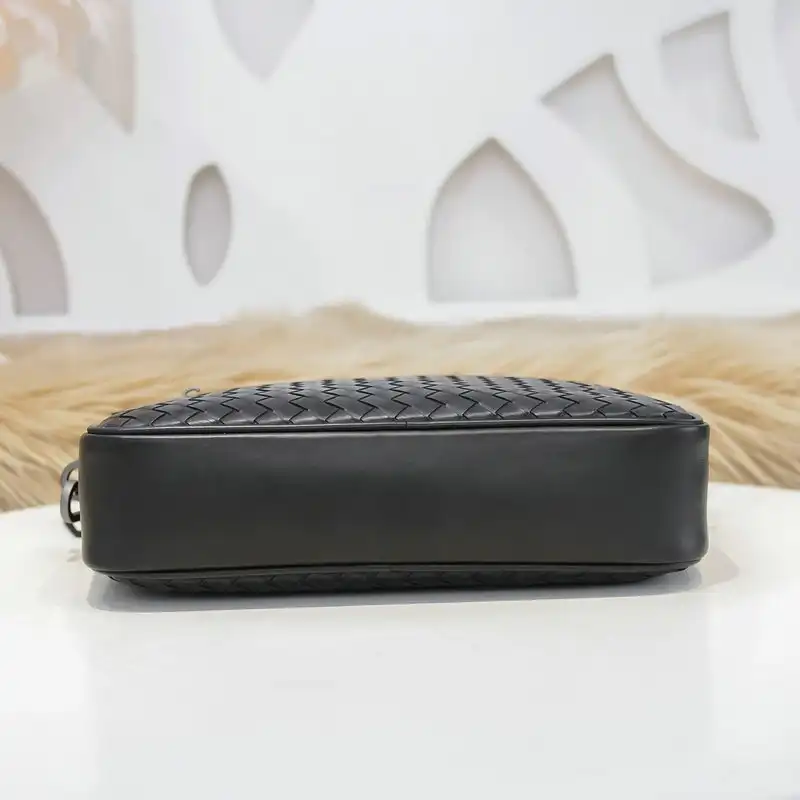 bo*te*ga Ve*ne*ta bags 2111yz0021