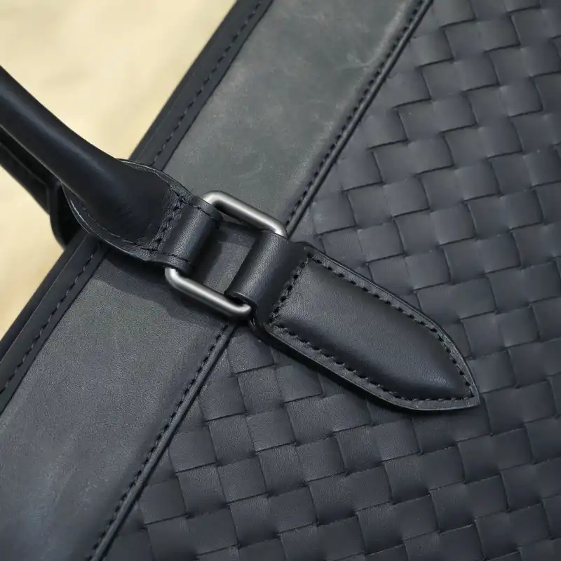 bo*te*ga Ve*ne*ta bags 2111yz0086