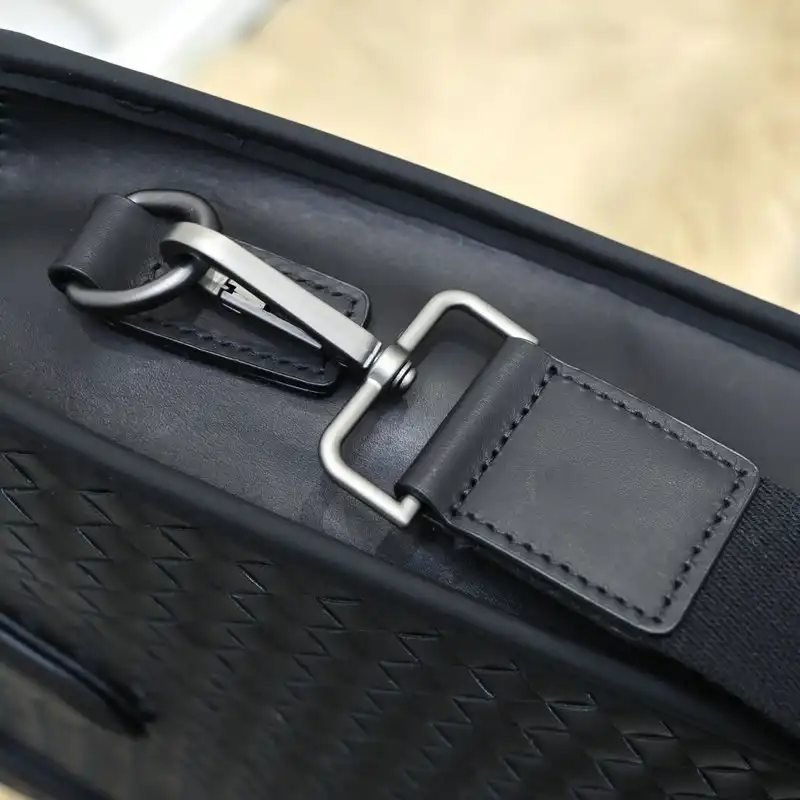 bo*te*ga Ve*ne*ta bags 2111yz0086