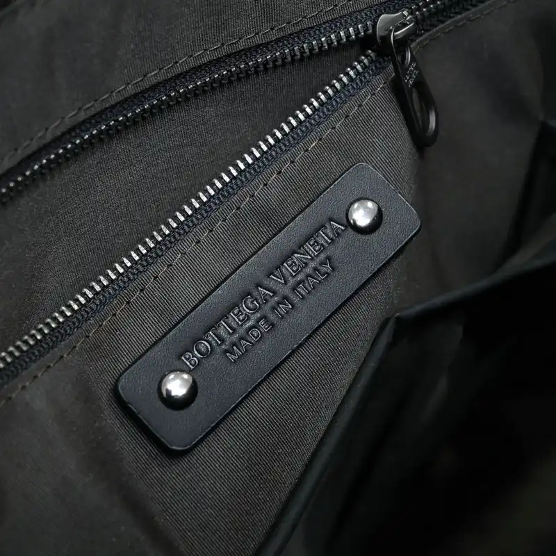 bo*te*ga Ve*ne*ta bags 2111yz0086