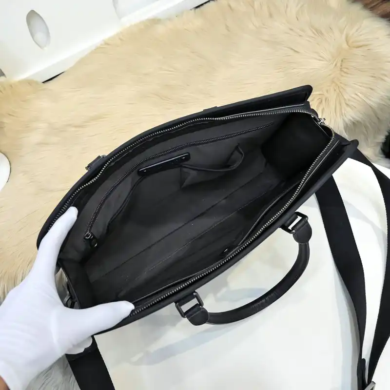 bo*te*ga Ve*ne*ta bags 2111yz0086