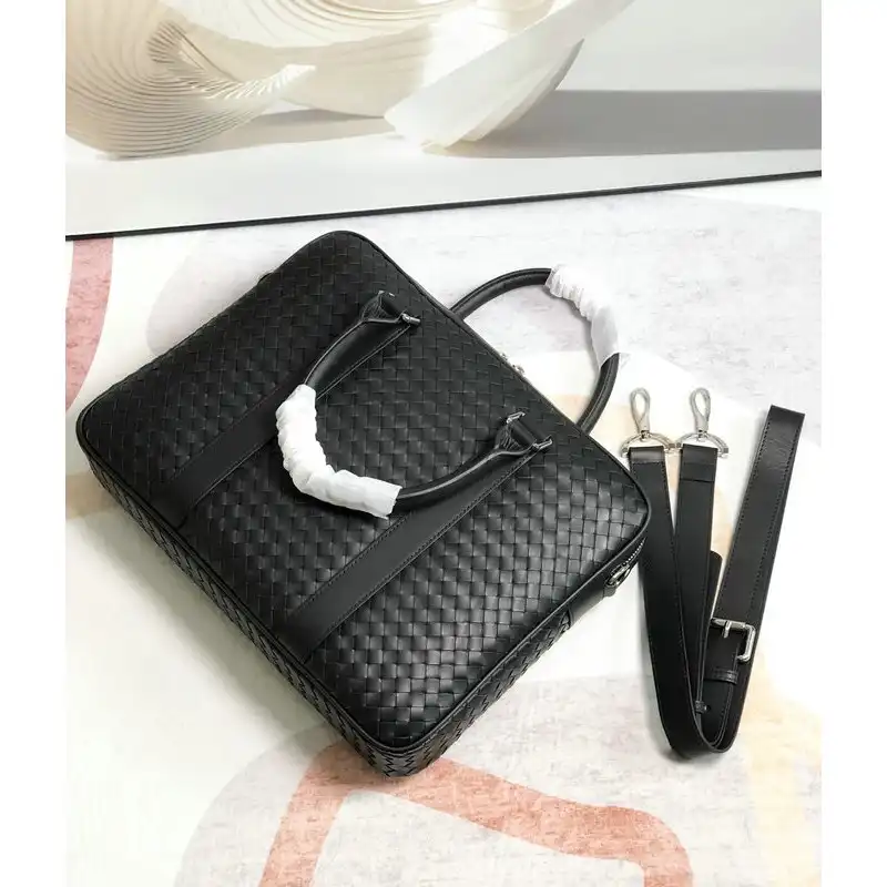 bo*te*ga Ve*ne*ta bags 2111yz0088