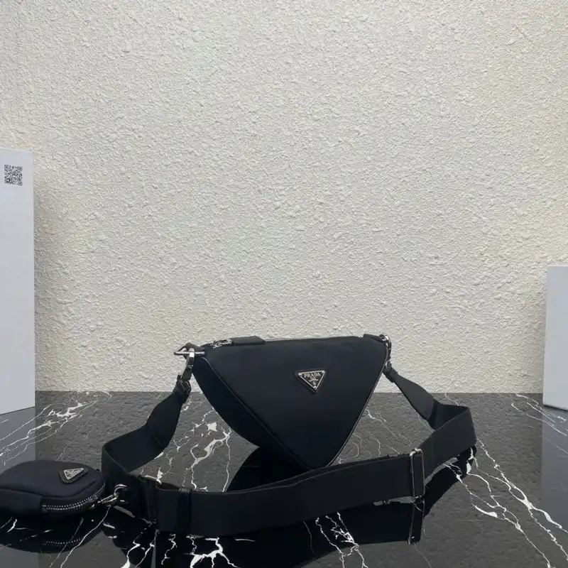 Pra*a bags 2112dj0097