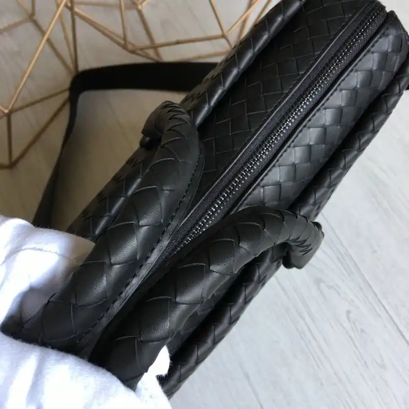 bo*te*ga Ve*ne*ta bag 2112sf0077