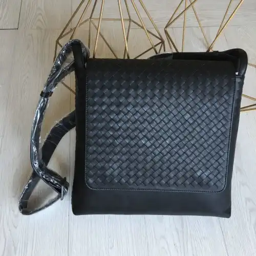 bo*te*ga Ve*ne*ta bag 2112sf0106