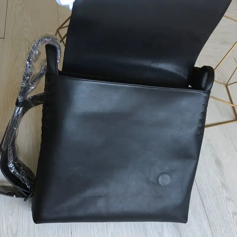 bo*te*ga Ve*ne*ta bag 2112sf0106