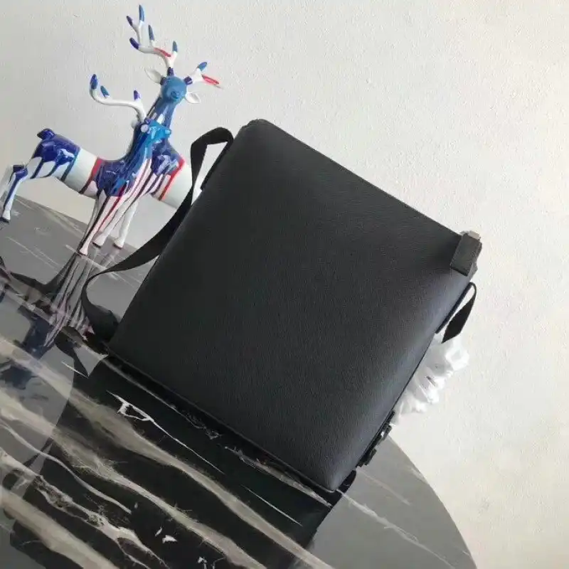 Pra*a bag 2112yz0089