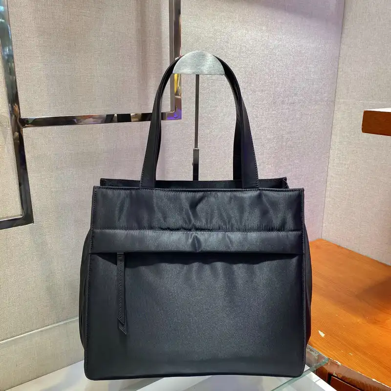 Pra*a bag 2112yz0094
