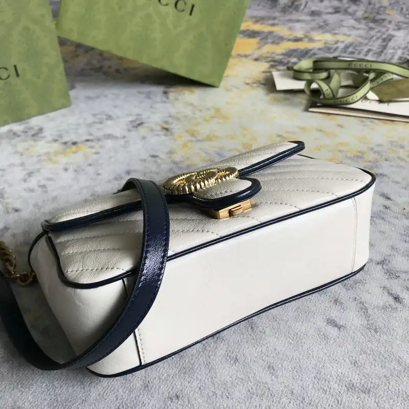 G*u*i bag 2201dj0026