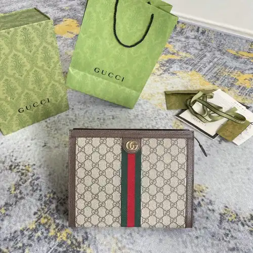 G*u*i bag 2201dj0042