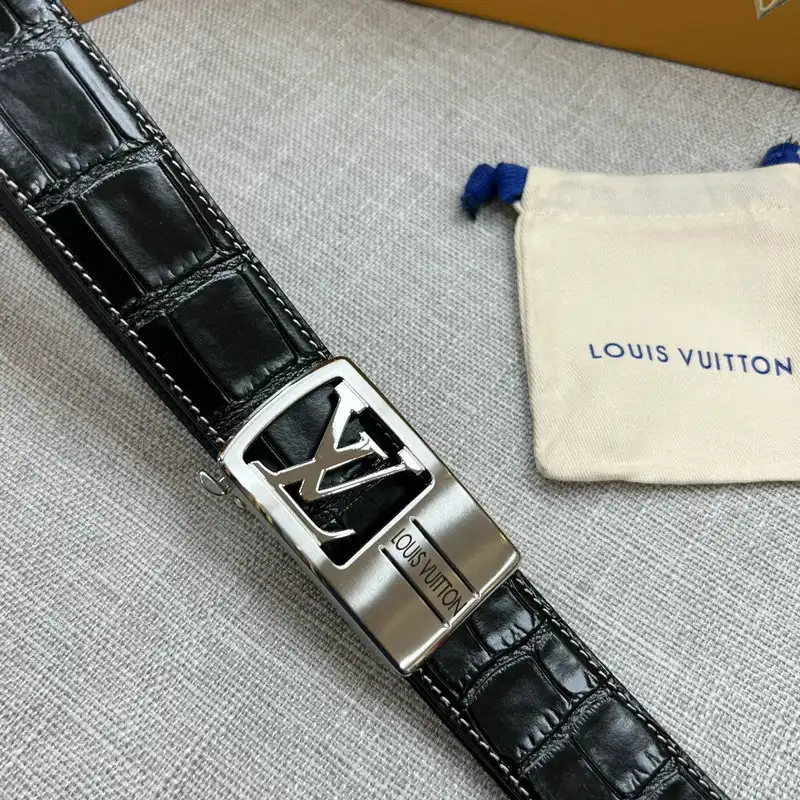 LV Belts 2201XA0225