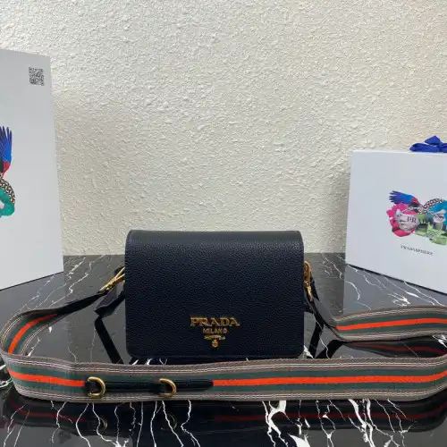 Pra*a bag 2204dj0065