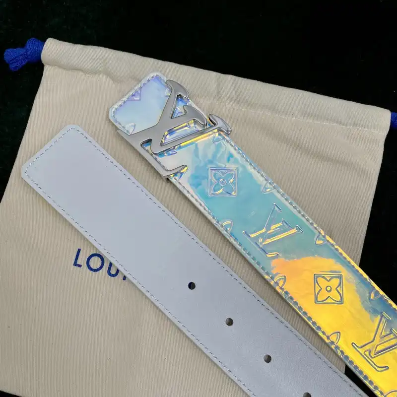 LV Belts 2204XA0190