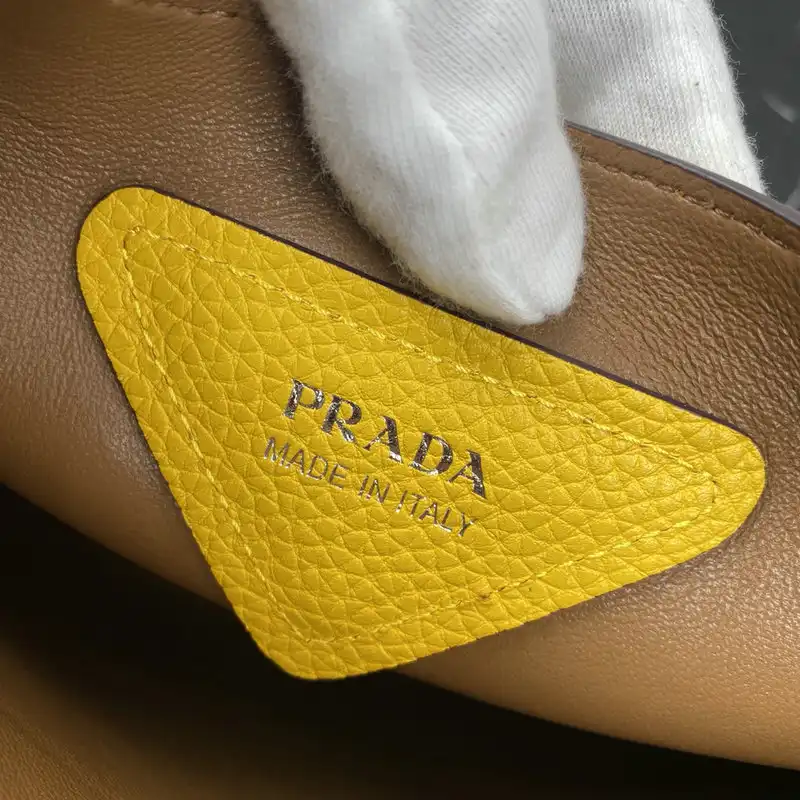 Pra*a bag 2204ya0046