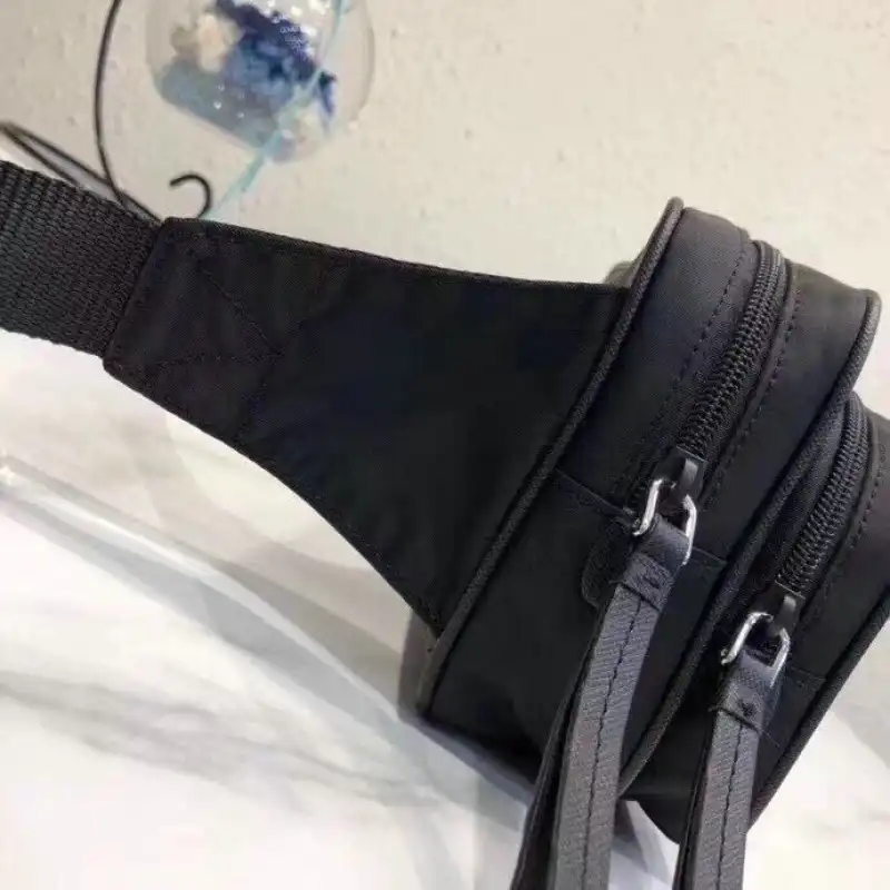 Pra*a bag 2204yz0047