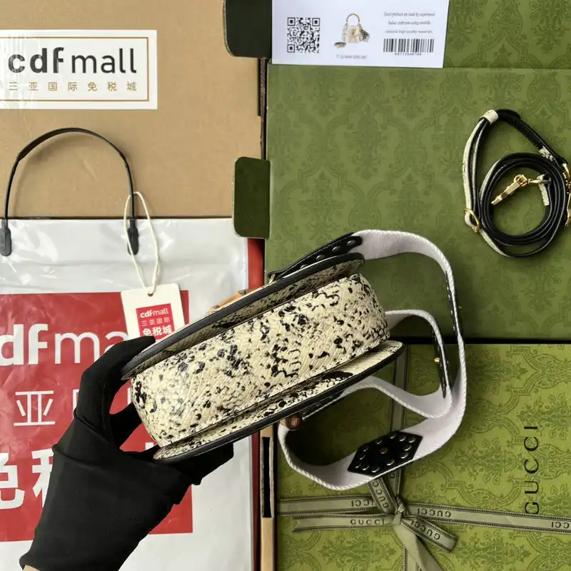 G*u*i bag 2205ya0040