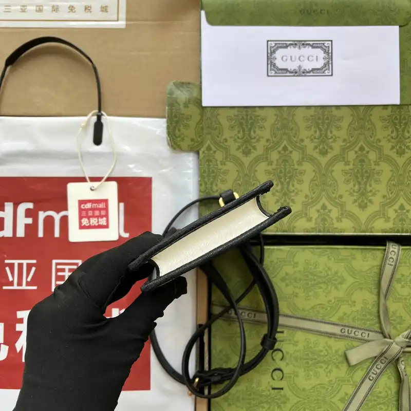 G*u*i bag 2207ya0017