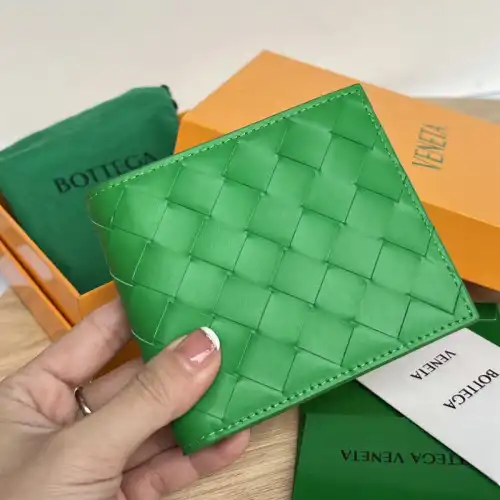 bo*te*ga Ve*ne*ta bag 2209sf0098