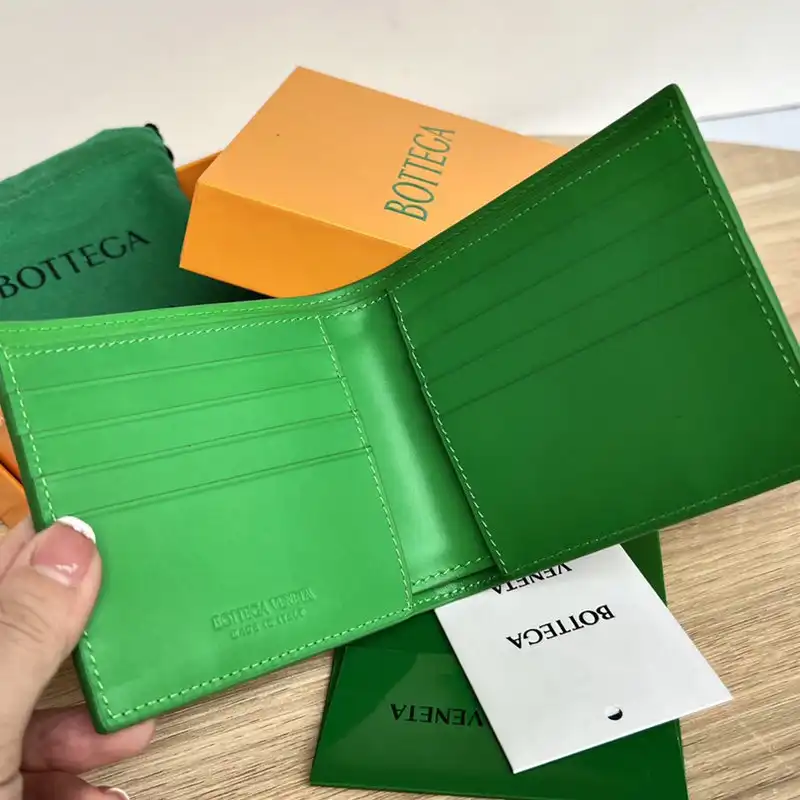 bo*te*ga Ve*ne*ta bag 2209sf0098