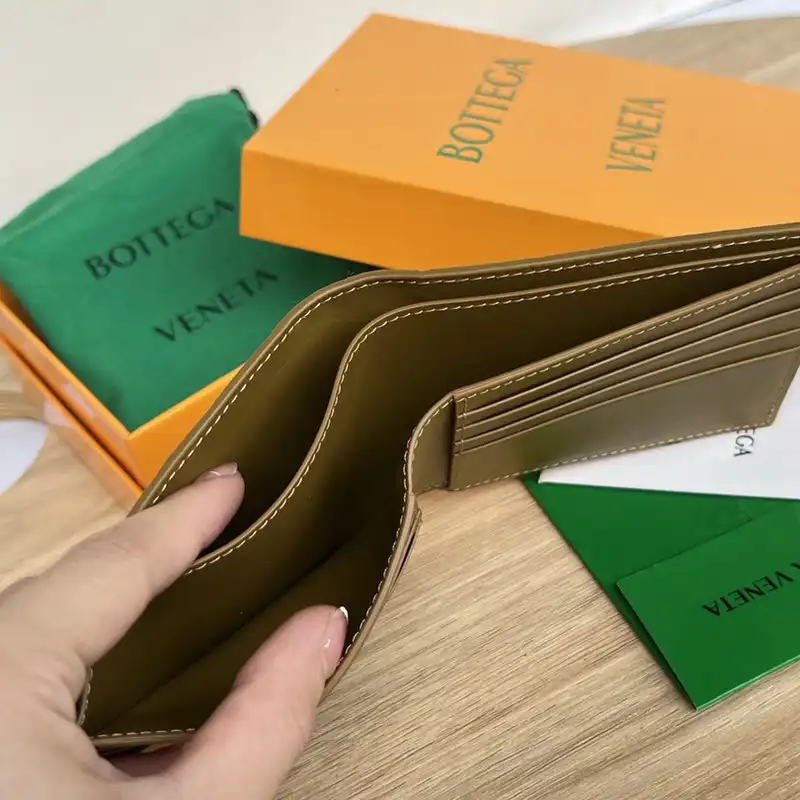 bo*te*ga Ve*ne*ta bag 2209sf0099