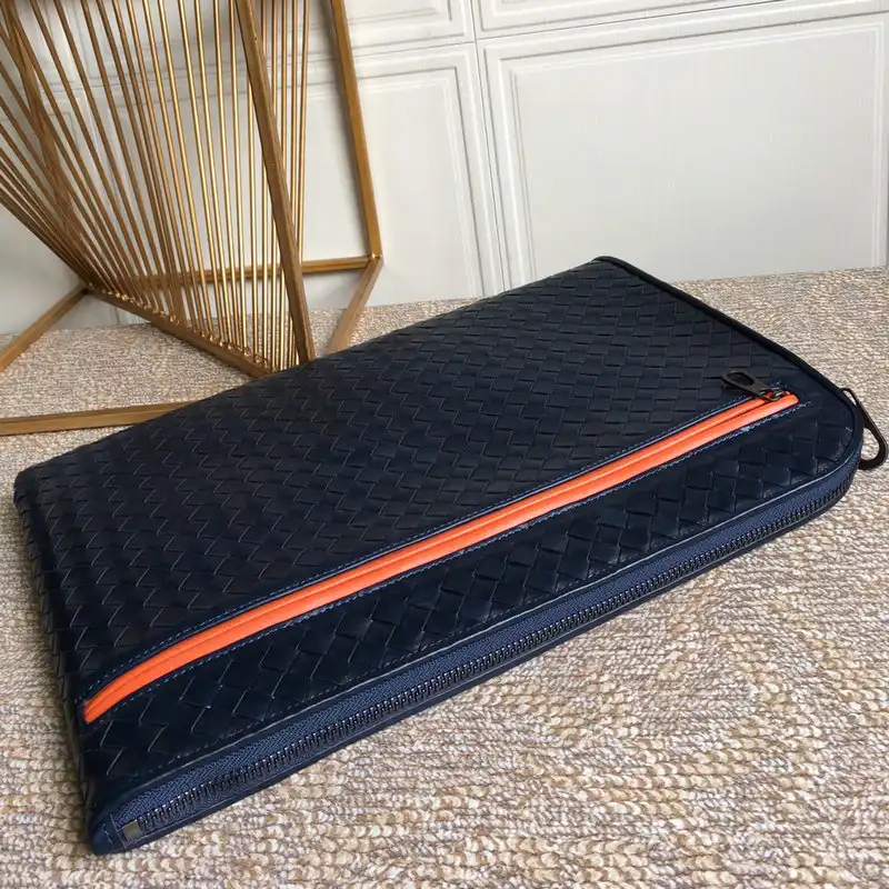 bo*te*ga Ve*ne*ta bag 2209sf0141