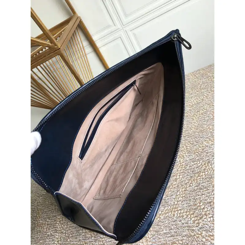 bo*te*ga Ve*ne*ta bag 2209sf0141