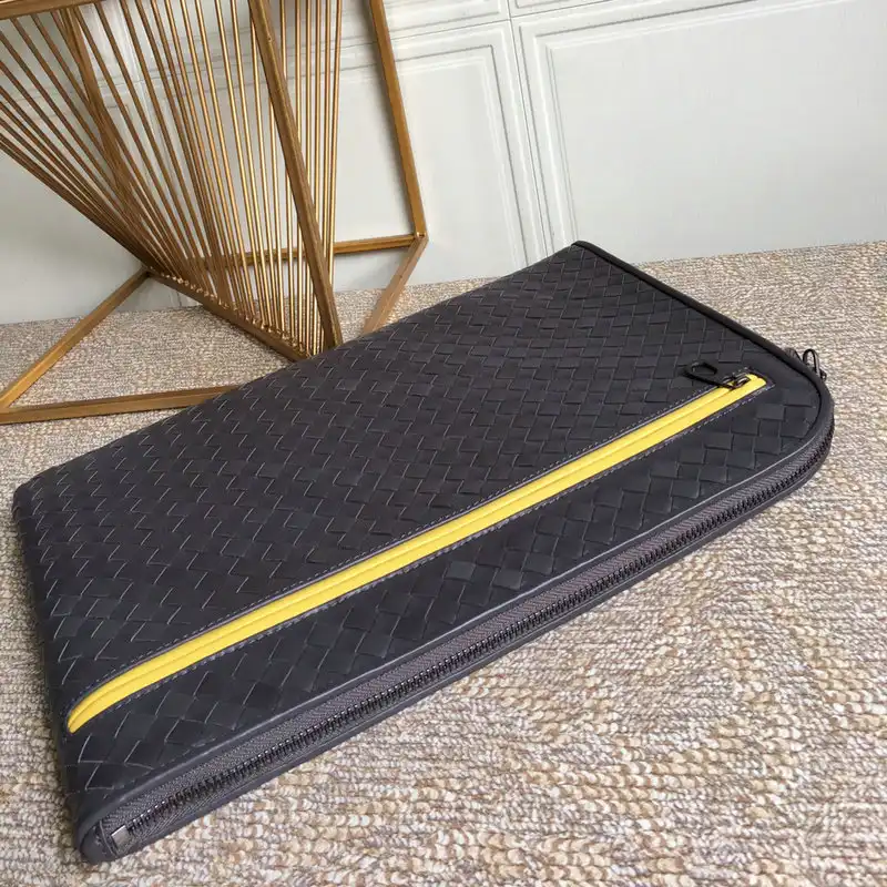 bo*te*ga Ve*ne*ta bag 2209sf0142