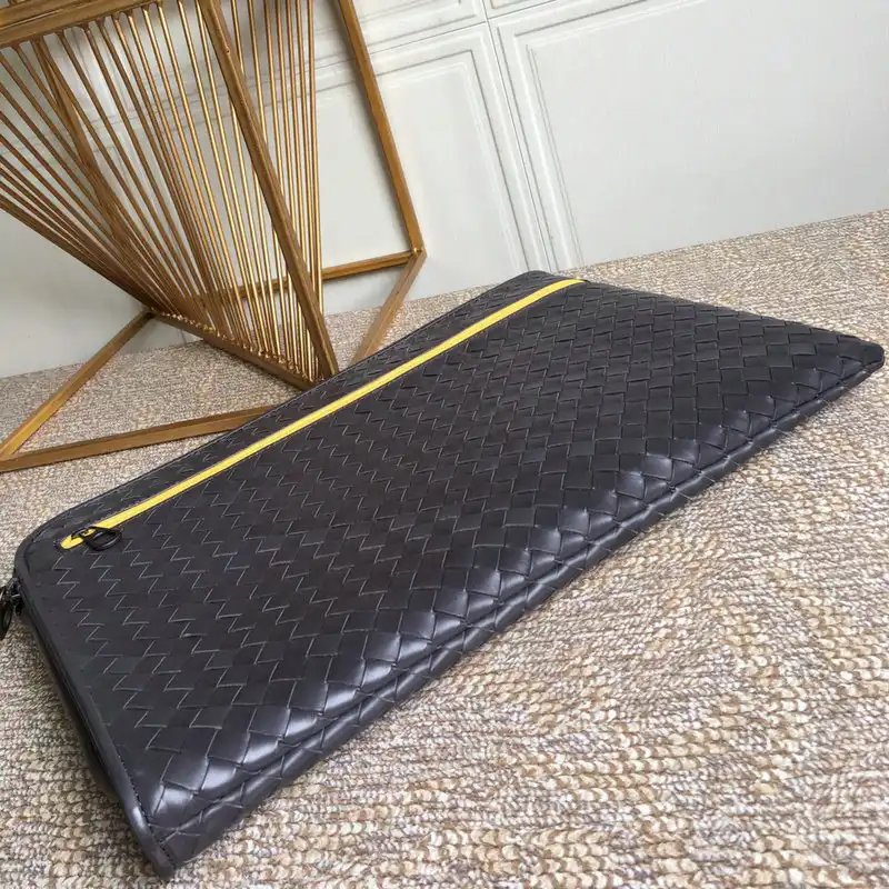 bo*te*ga Ve*ne*ta bag 2209sf0142