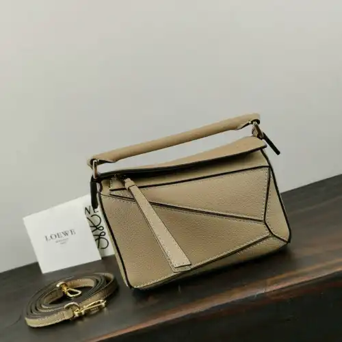 L0ew* bag 2209sw0010