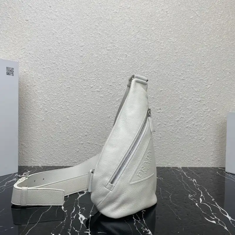 Pra*a bag 2209yz0049