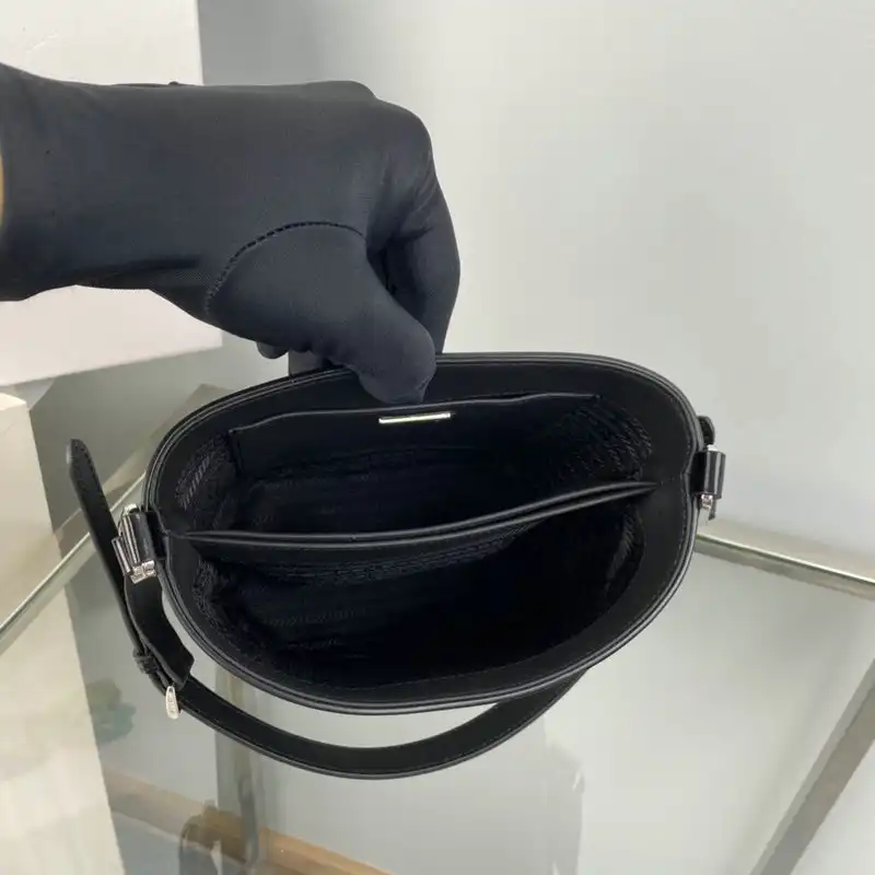 Pra*a bag 2209yz0056