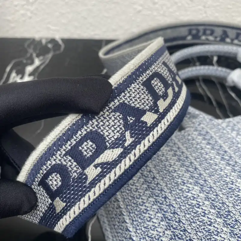 Pra*a bag 2209yz0087