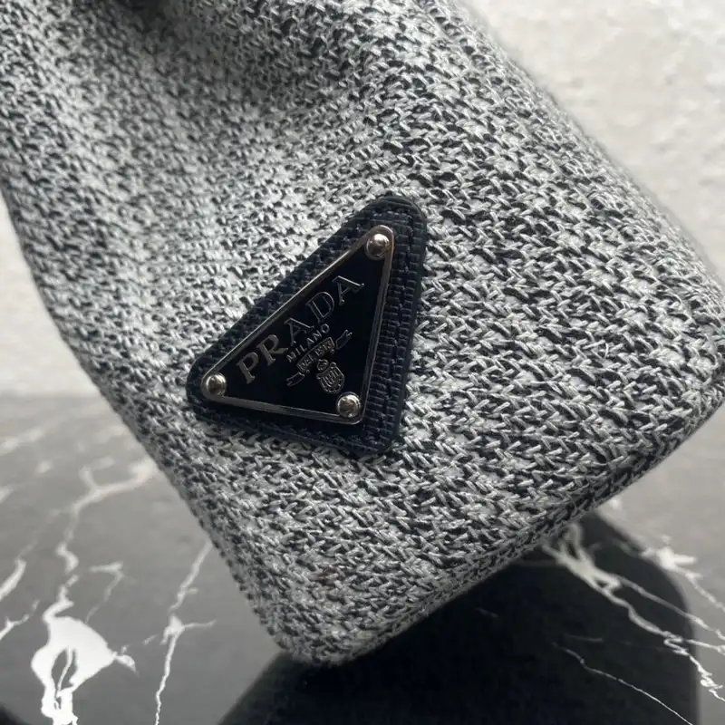 Pra*a bag 2209yz0089