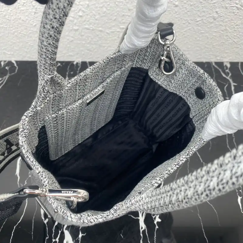 Pra*a bag 2209yz0089