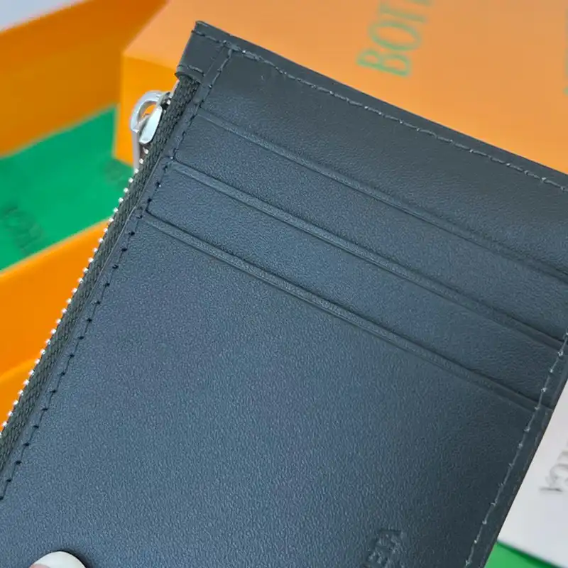 bo*te*ga Ve*ne*ta bag 2211sf0041