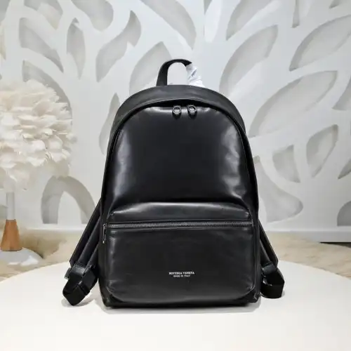 bo*te*ga Ve*ne*ta bag 2212yz0047