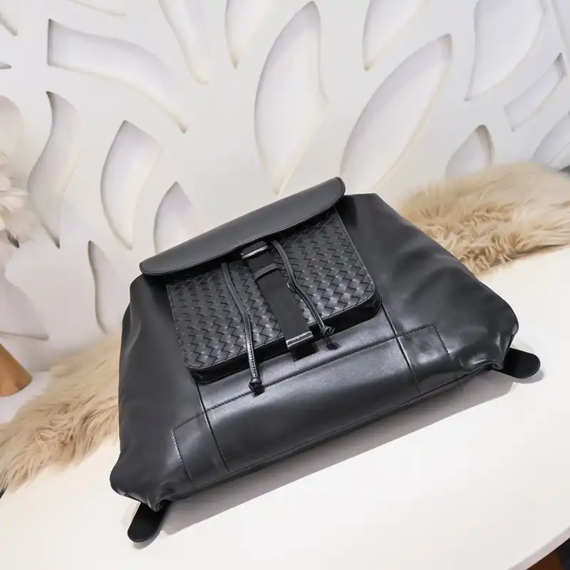 bo*te*ga Ve*ne*ta bag 2212yz0048