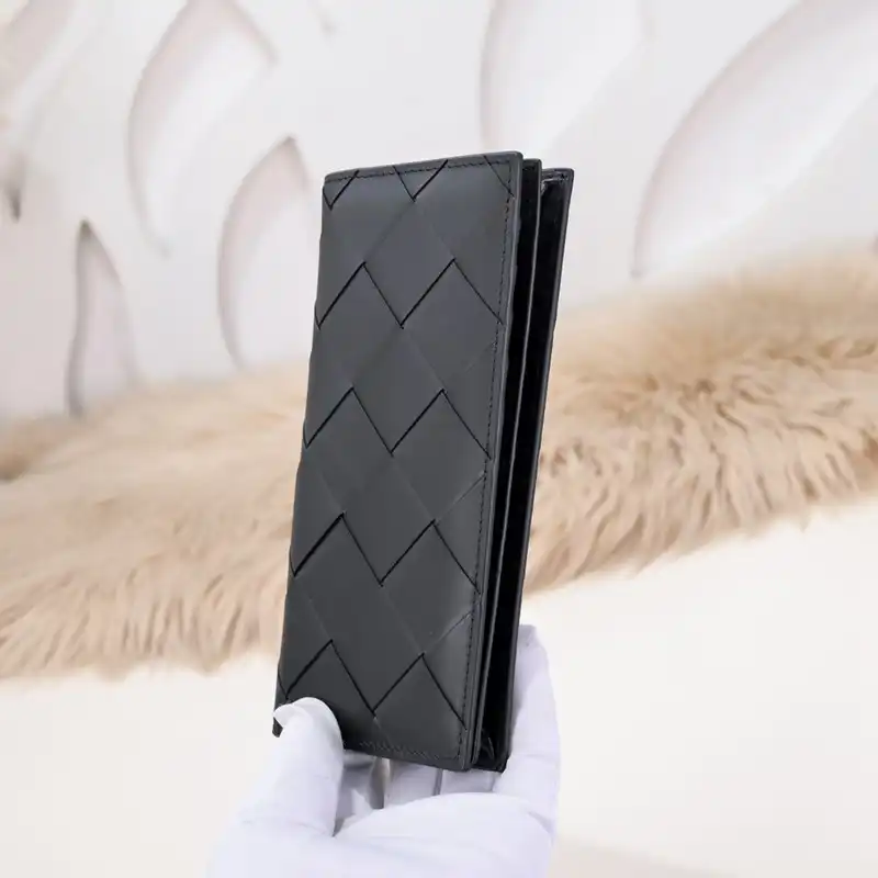 bo*te*ga Ve*ne*ta bag 2212yz0061