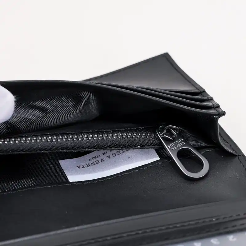 bo*te*ga Ve*ne*ta bag 2212yz0061