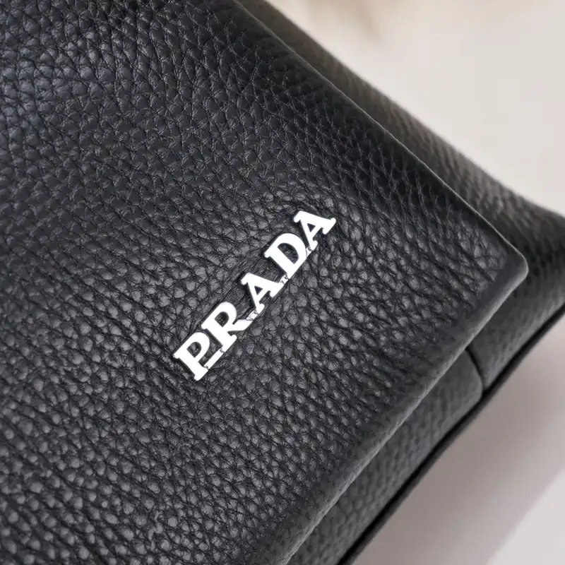 Pra*a bag 2301yz0039