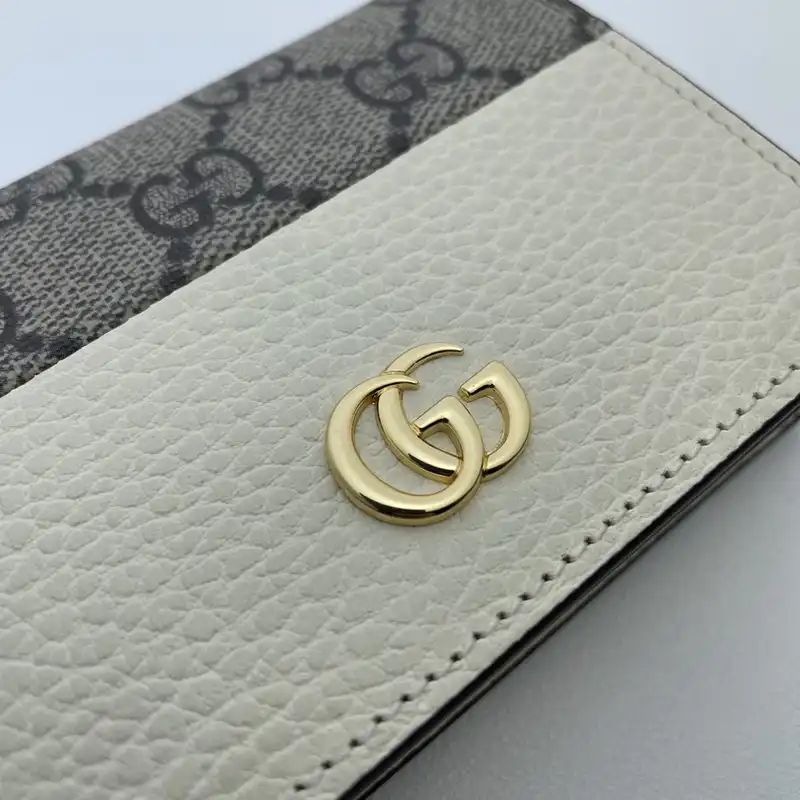 G*u*i bag 2304ya0120