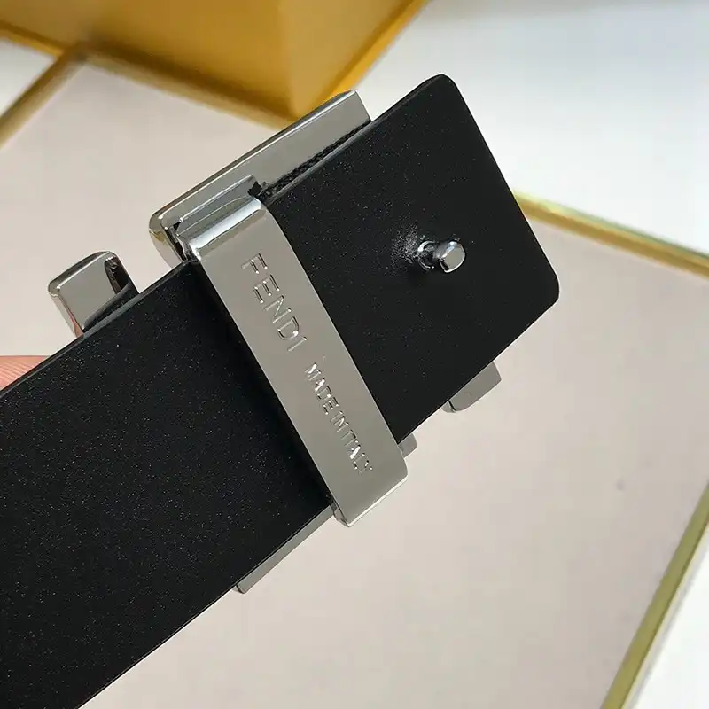 F**di belts 2306xf0054