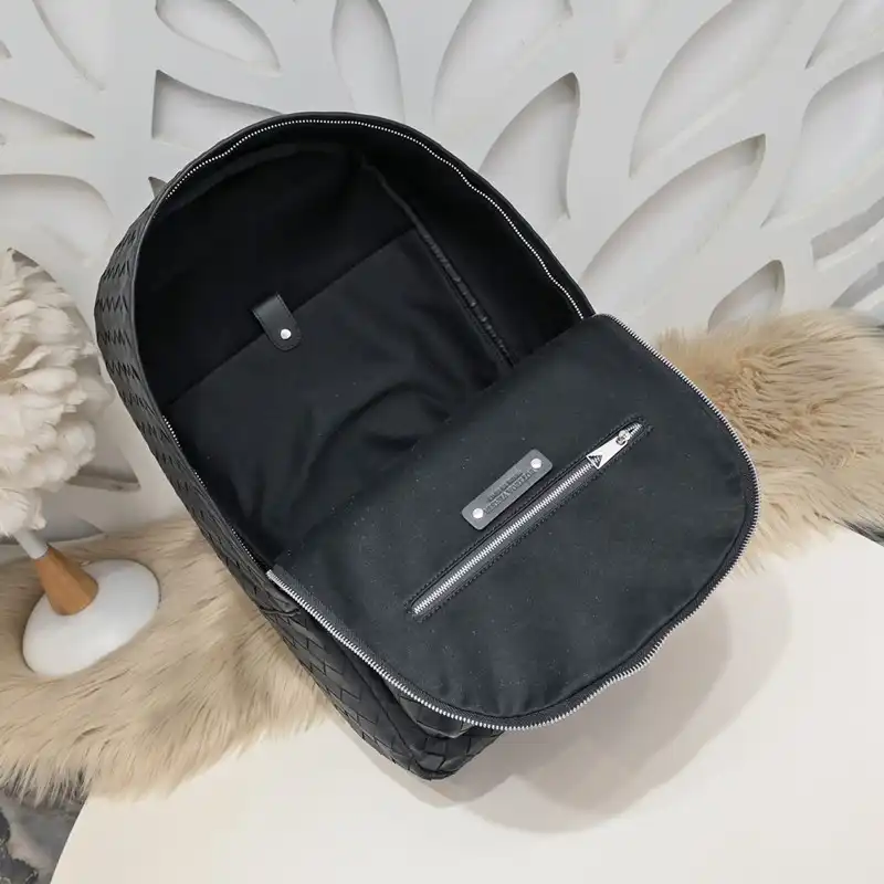 bo*te*ga Ve*ne*ta bag 2306yz0030