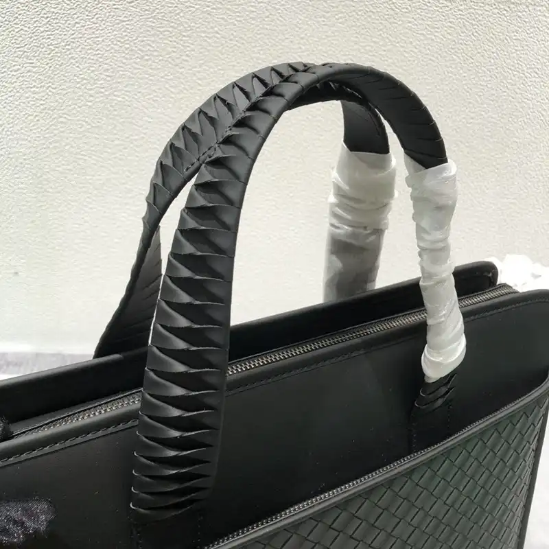 bo*te*ga Ve*ne*ta bag 2306yz0039