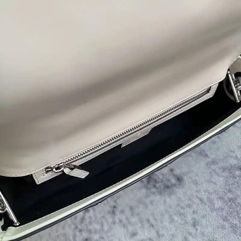 G*u*i bag 2308dj0093