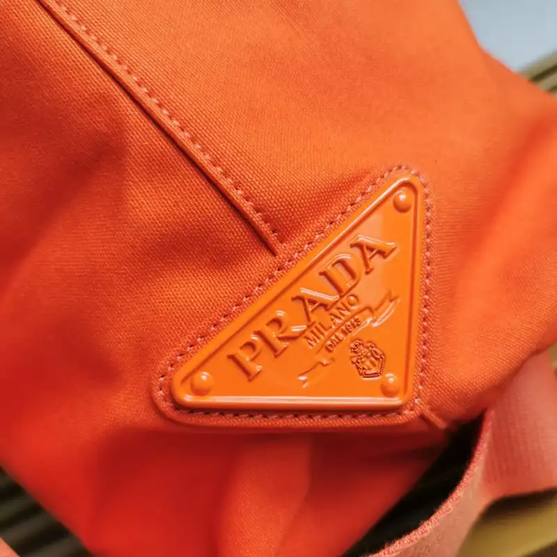 Pra*a bags 2312ya0035