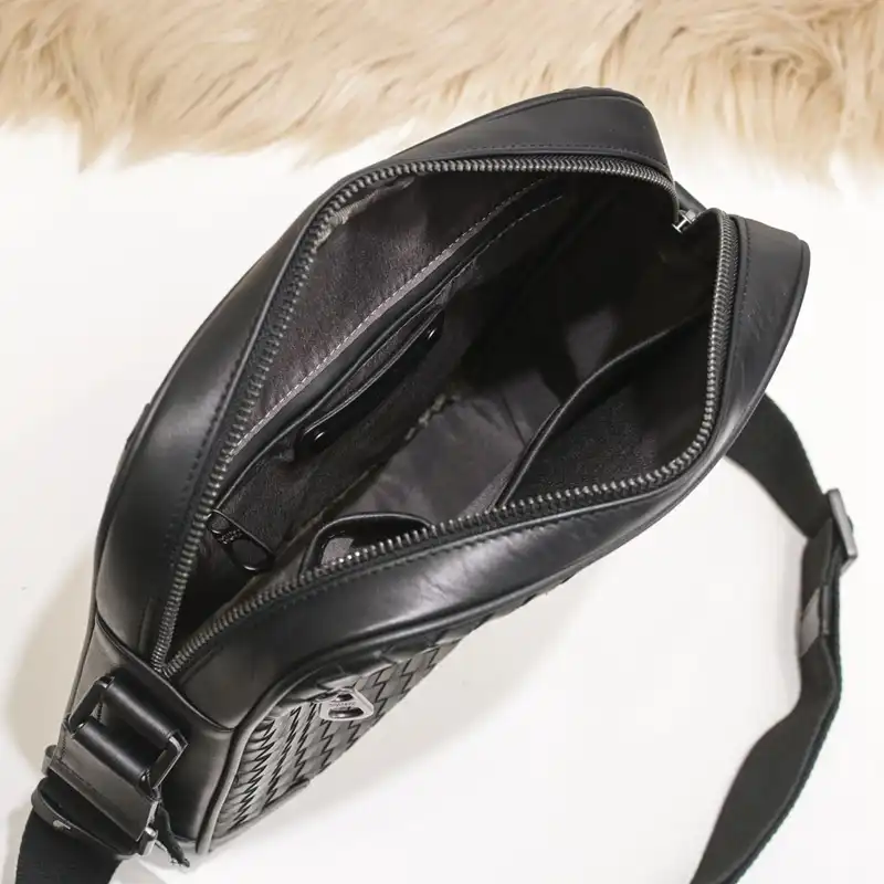 bo*te*ga Ve*ne*ta bags 2401ya0005