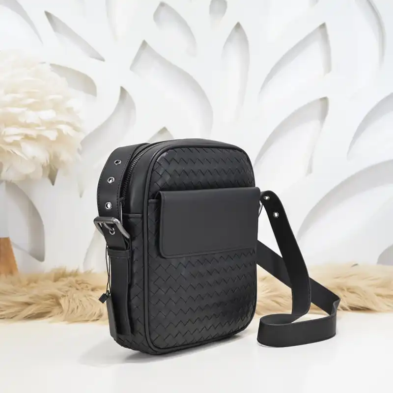 bo*te*ga Ve*ne*ta bags 2401ya0006