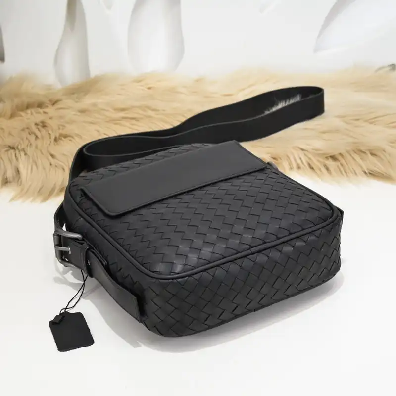 bo*te*ga Ve*ne*ta bags 2401ya0006