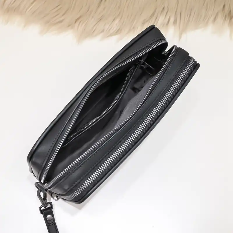 bo*te*ga Ve*ne*ta bags 2401ya0014